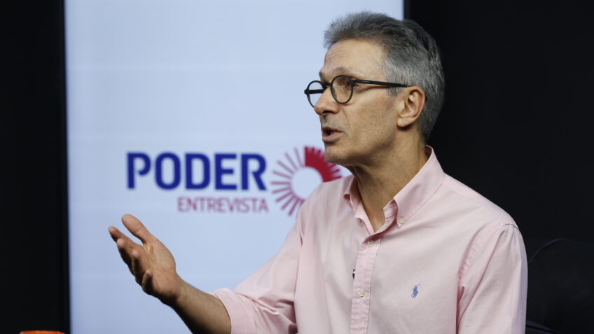 Romeu Zema promete cortar Selic pela metade em 1 ano se eleito