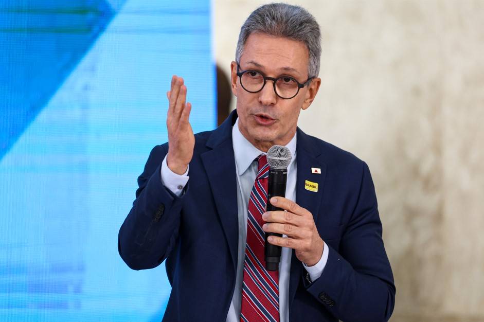 Romeu Zema defende corte de benefício social para quem recusar emprego e gerar 'imprestáveis'
