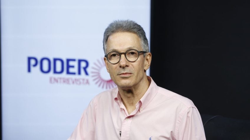 Romeu Zema pede novo julgamento para Jair Bolsonaro