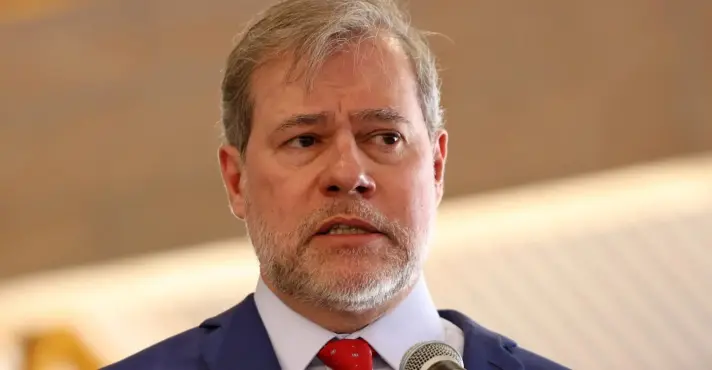 Toffoli se declara suspeito e não vota sobre prisão de ex-presidente do BRB