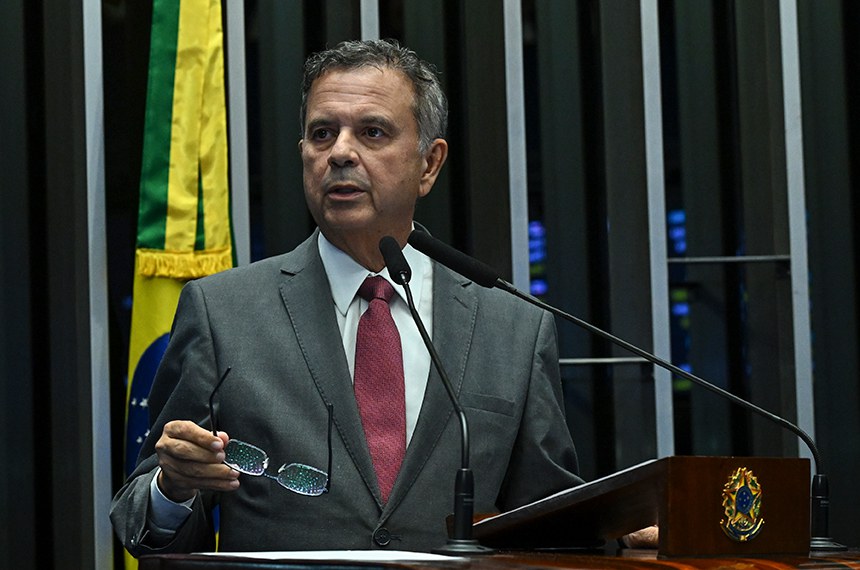 Rogerio Marinho acusa governo Lula de agravar o endividamento das famílias