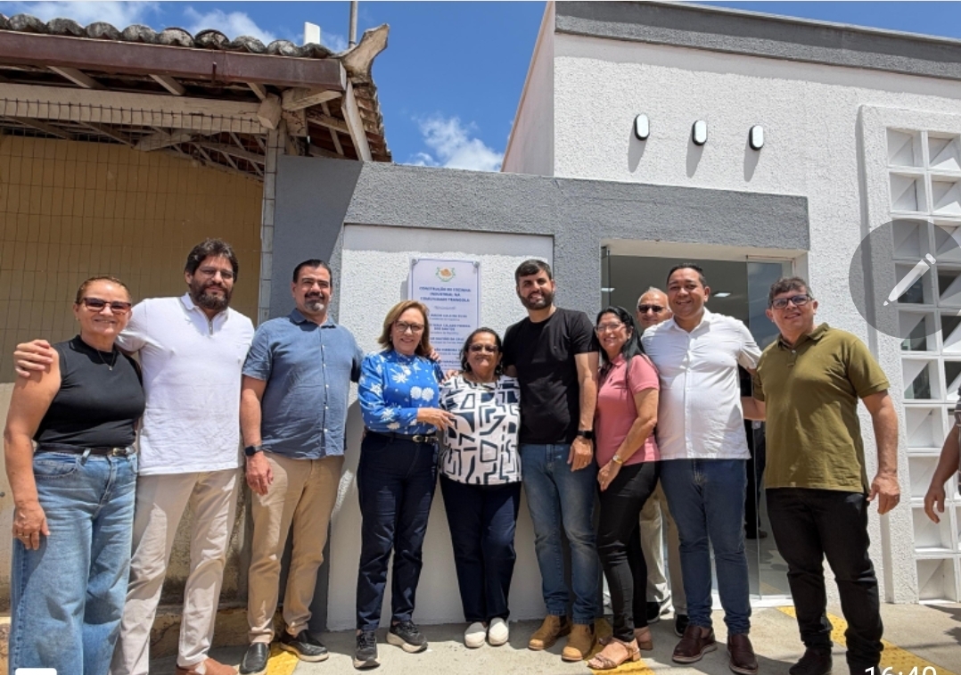 Senadora Zenaide Maia reforça investimentos no Seridó com entregas de cozinha comunitária e passagem molhada