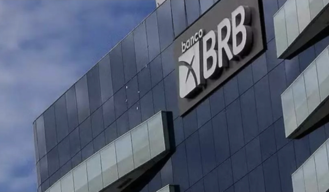 Ex-presidente do BRB, Paulo Henrique Costa é preso