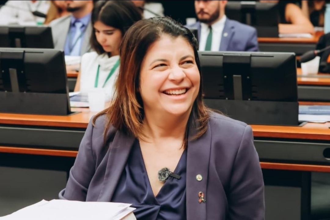 Carla Dickson é o nome da direita que lidera disputa pela Câmara Federal segundo pesquisa Data Sensus