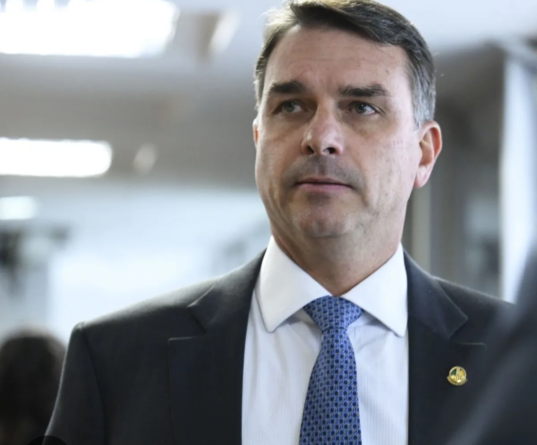 "Vaquinha virtual” para doação à campanha de Flávio Bolsonaro já está no ar
