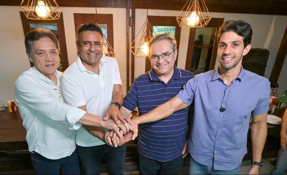 Líder em aprovação: Prefeito de Serra Caiada, ex-prefeito e grupo de vereadores anunciam apoio à candidatura de Álvaro Dias