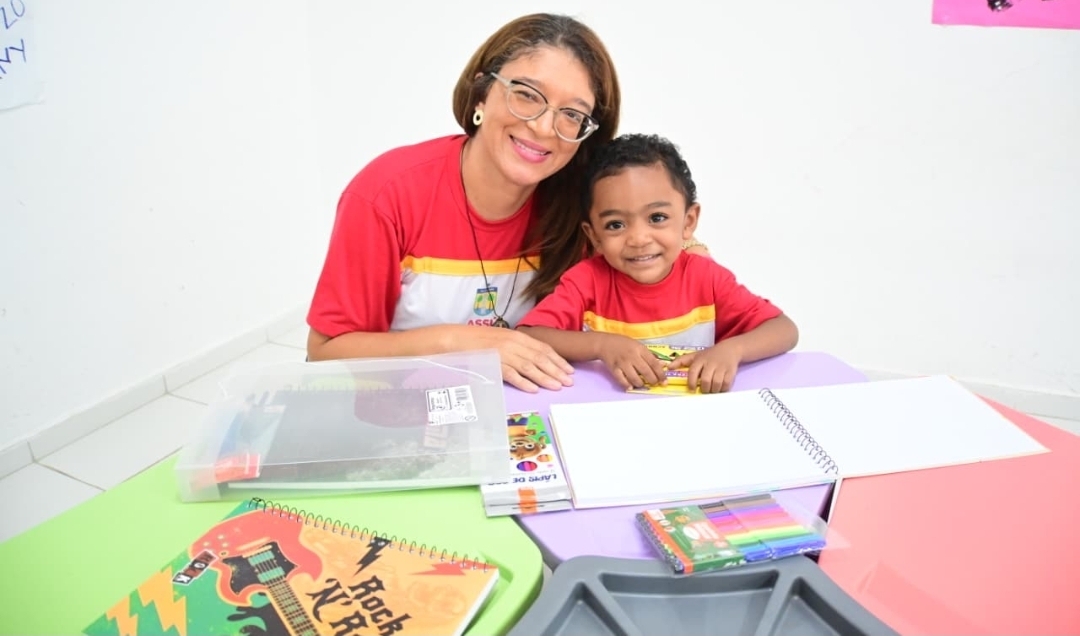 De tênis a camisa: Prefeitura de Assú investe R$ 312 mil em fardamento para alunos novatos