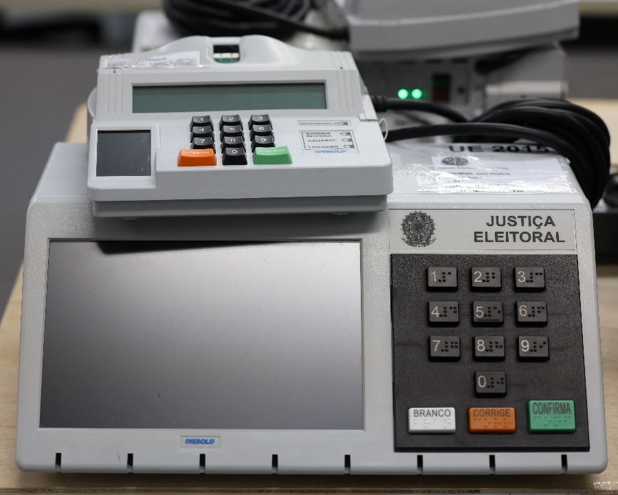 Eleitores reprovam uso de IA em campanhas, aponta pesquisa Quaest